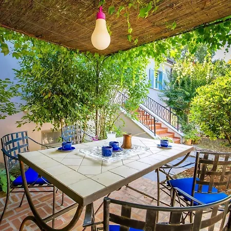 Lidija Mit Pool Fuer 8 Personen Holiday home *